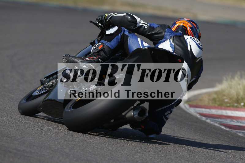 /Archiv-2023/28 05.06.2023 Moto Club Anneau du Rhin/rouge-expert/15